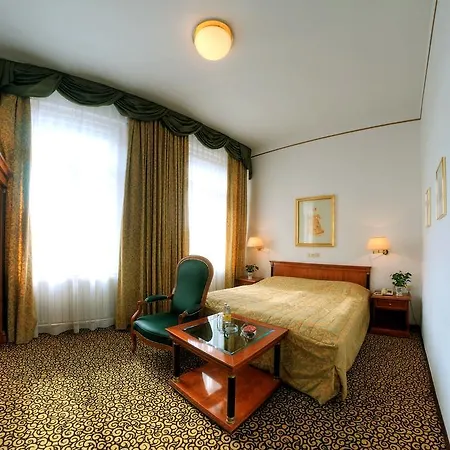 Carlton Opera 3* Wien