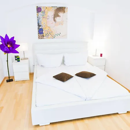 Hotel Vox Design