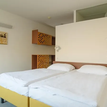 Hotel Kyriad Altmannsdorf