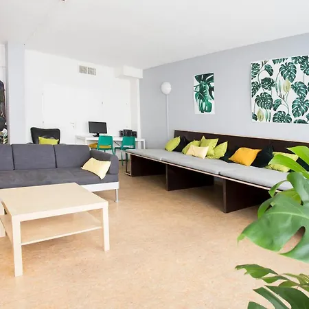 Alibi Hostal Viena
