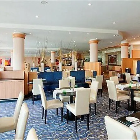 ホテル Hilton Garden South 4*