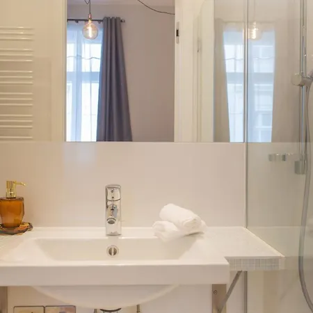 Nonobalzac Apartment *