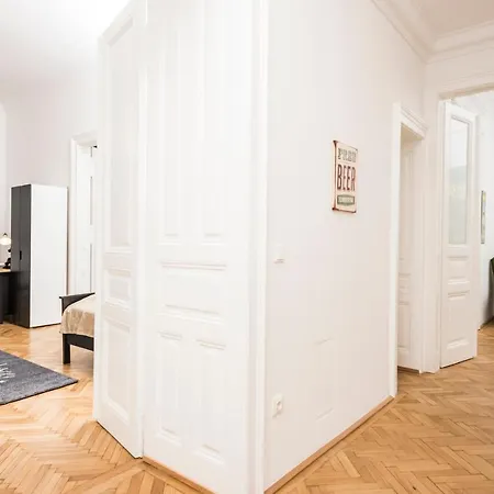 Apartment Senator Stephansplatz By Ichbucheat Wien