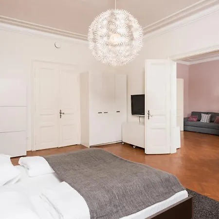 Apartment Senator Stephansplatz By Ichbucheat Wien