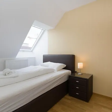 Ullmann 1150 Apartment Vienna