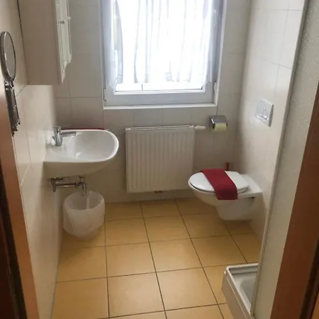 Czeczil * Vienna