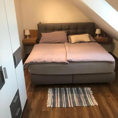 Czeczil Bed & Breakfast *