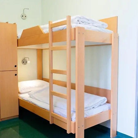 Jugendgästehaus Brigittenau Hostel *