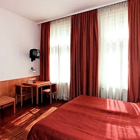 Post Hotel