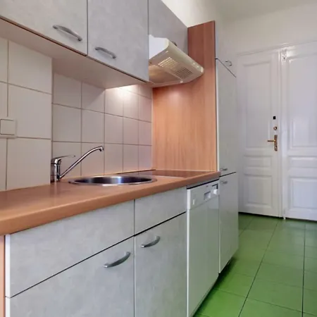 Lovely In A Quiet Area Close To The Center Apartment Vienna