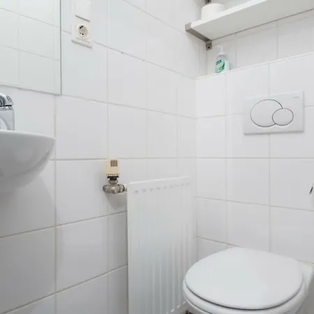 Apartment Lovely In A Quiet Area Close To The Center