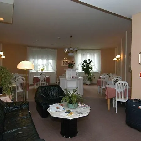 Continental Hotel-pension Bed & Breakfast 4*