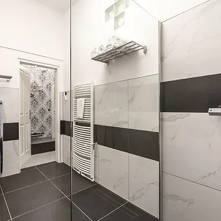 Sophies Place Yppenplatz - Imperial Lifestyle Parking Appartement Vienne