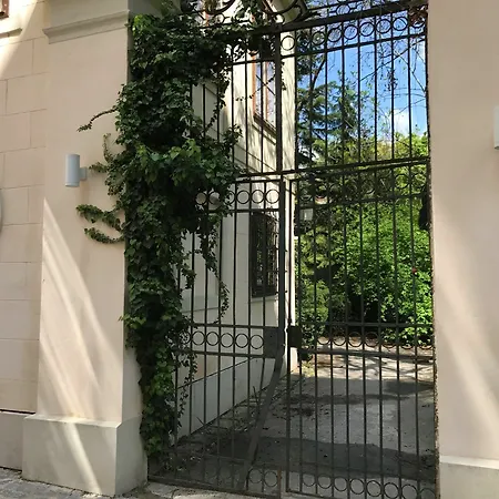Apartment Counts 65 - Slightly Different Wien