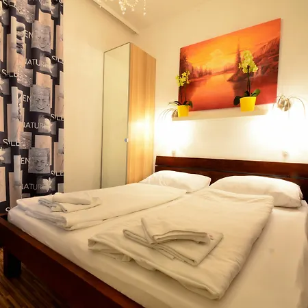 Ajo Messe - Contactless Check In Aparthotel