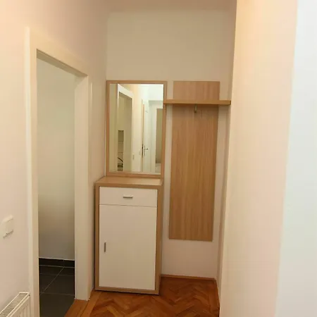 Checkvienna - Kroellgasse Hotel 2*