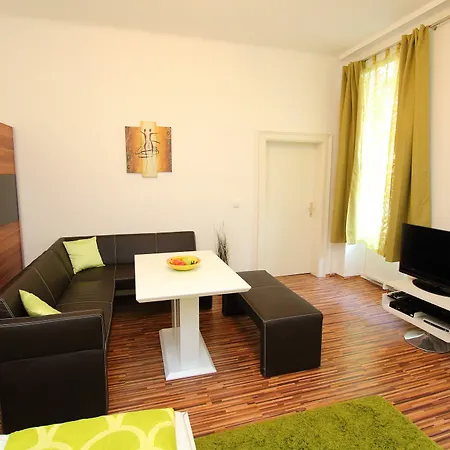 Checkvienna - Simmeringer Hauptstrasse Apartment Vienna