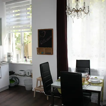 Govienna Small Modern 2* Wien
