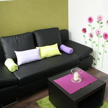 Hotel Govienna Small Modern 2*