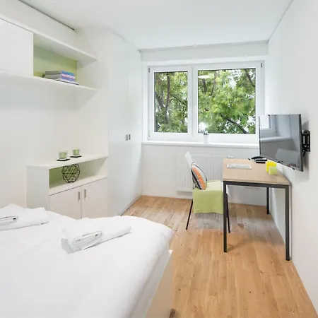 Hotel Mynext - Leo