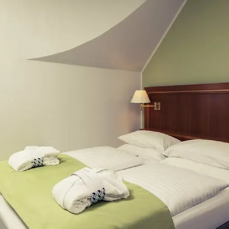 Mercure Westbahnhof Hotel 4*