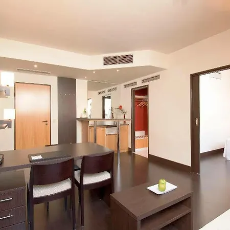 Hotel Nh Wien