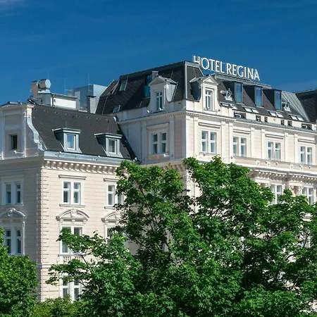 Regina Hotel 4*