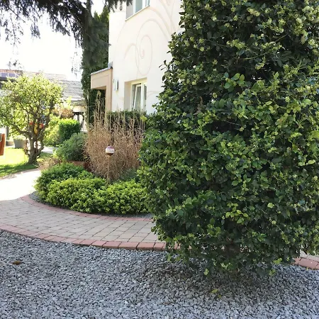 Haus Sanz 3* וינה