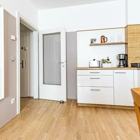 Christian Oper - Contactless Check In Apartamento Viena