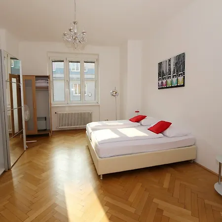 Puzzlehotel - Zentrum I 3*