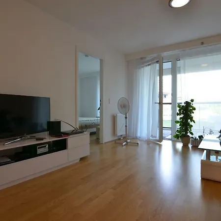 Apartman With Parking On Premise