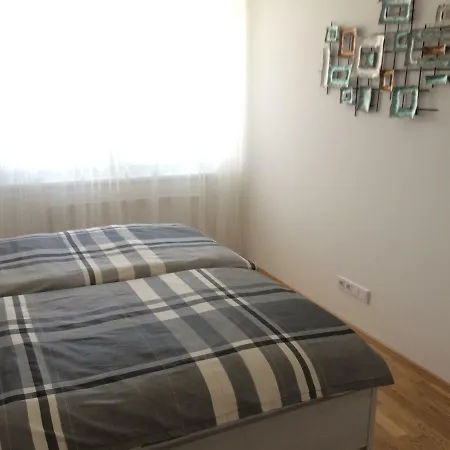 Apartment Hauptbahnhof 1 *