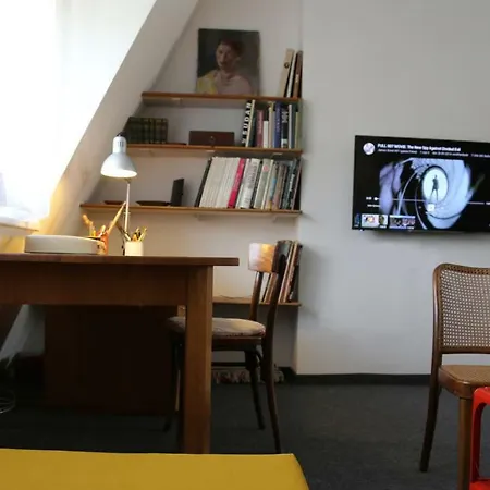 Gem Of Midcentury Design Lejlighed