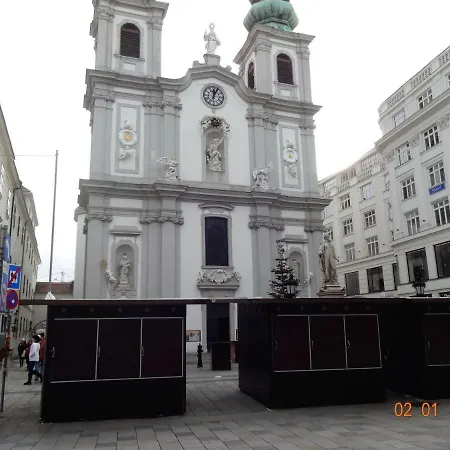 Location Mariahilf 9 *