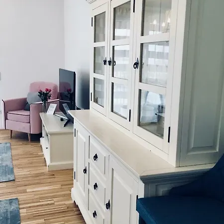 Apartment White Vintage Park View Vienna