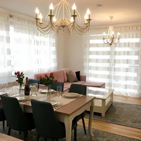 Apartment White Vintage Park View Vienna