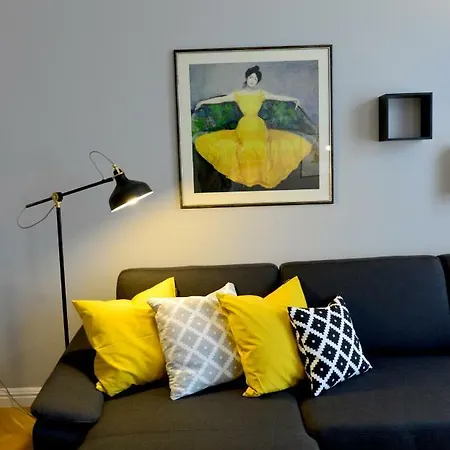 Exclusive & Equipped, 10 Min From The Centre