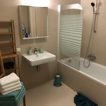 Happy Apartment
