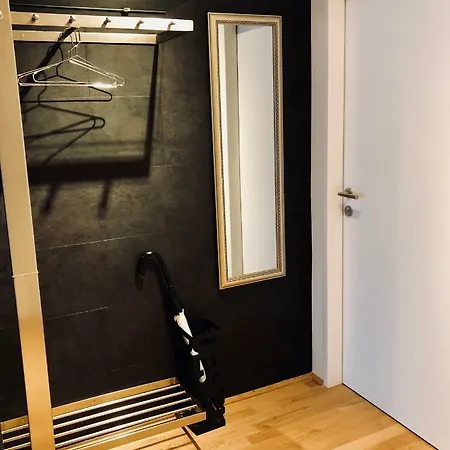 Apartment Place *