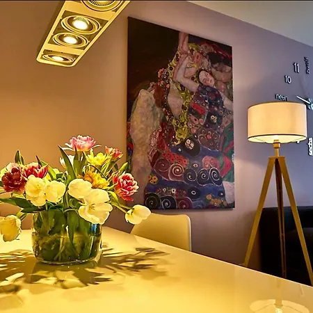 Place Apartment