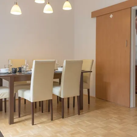 Apartment Kingsize Station *