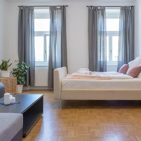 Apartment Kingsize Station