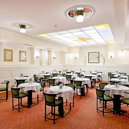 Johann Strauss 4* Wenen