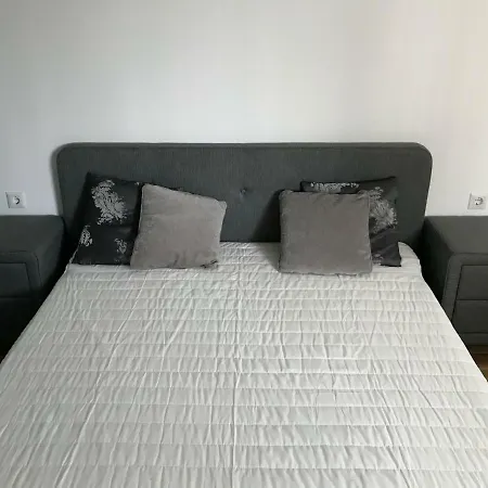 Hauptbanhof And Belvedere Two Bedroom * Vienna