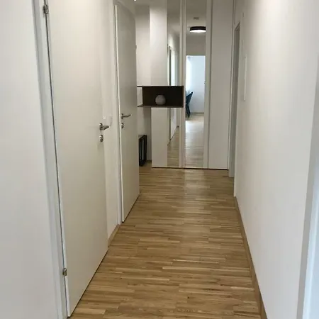Apartment Hauptbanhof And Belvedere Two Bedroom Vienna