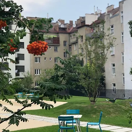 Apartment Happy