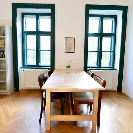 Quiet&green, With Terrace Apartment