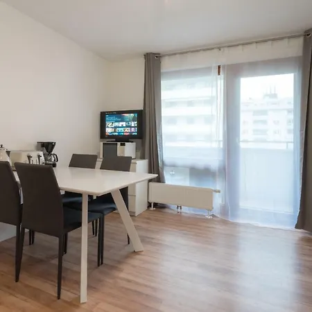 Spacious With Balcony Apartment