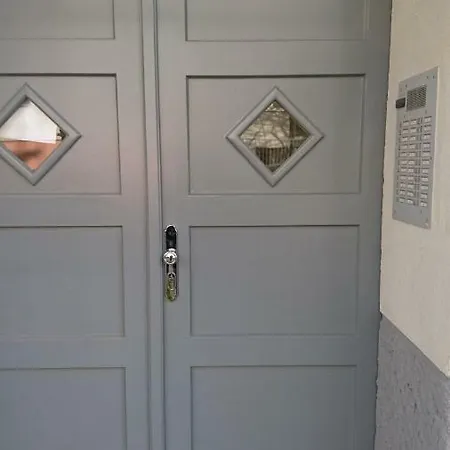 Apartment Sweet Dreams