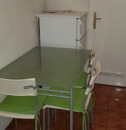 16 Adamsgasse Stige 2 Top 4 Apartment *